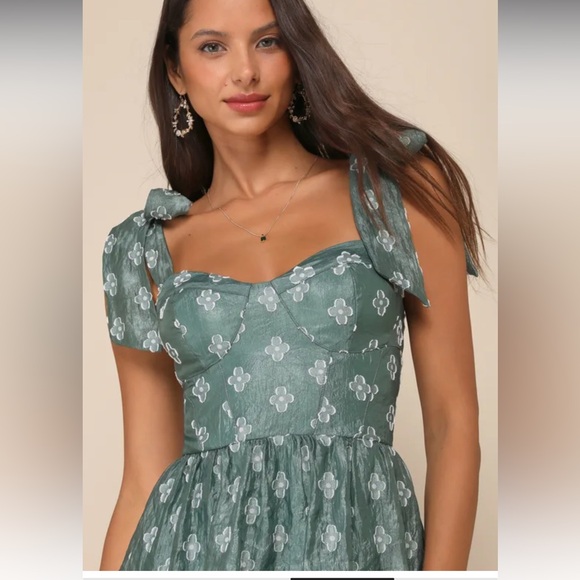 Lulu's Green Floral Maxi Dress - Picture 3 of 8